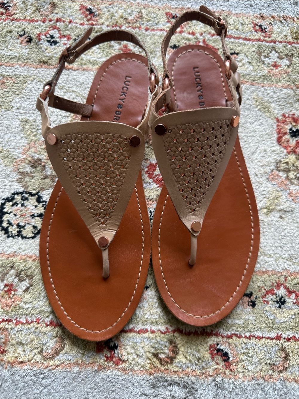 Lucky Brand Abell Tan Leather Woven T-Strap Sandals Size 8